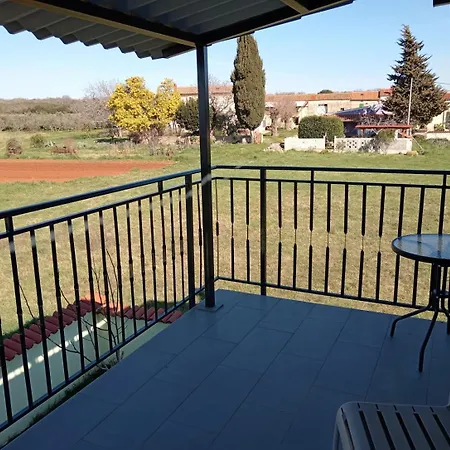 Apolo Appartement *
