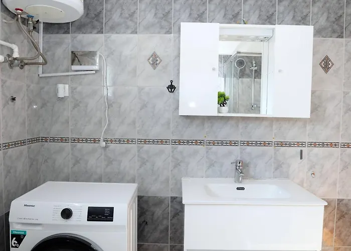 Apartament Apolo - Pool & Garden Retreat Pula