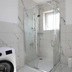 Apolo - Pool & Garden Retreat * 普拉