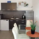 Apolo - Pool & Garden Retreat * 普拉