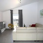 公寓 Apolo - Pool & Garden Retreat 普拉