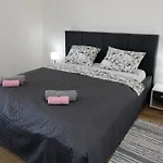 Apolo - Pool & Garden Retreat * 普拉
