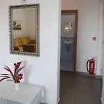 Apolo - Pool & Garden Retreat 普拉