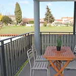 Apolo - Pool & Garden Retreat 公寓 普拉
