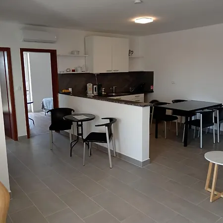 Apartment Apolo