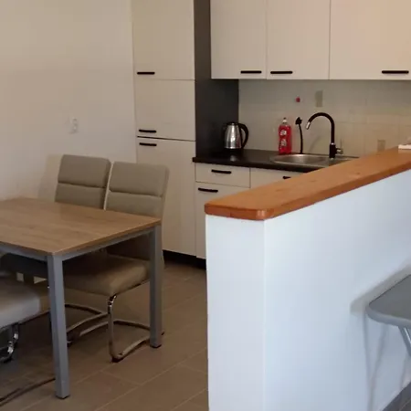 Apolo Apartment
