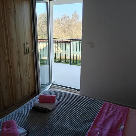 Apartment Apolo *
