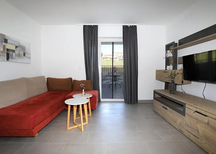 Apolo - Pool & Garden Retreat Lejlighed *